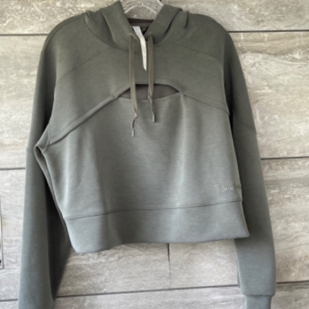 Lululemon Get Centred Crop Hoodie